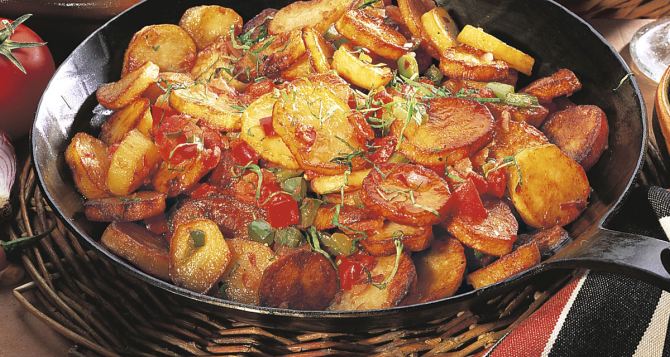 Любителям жаренной картошки дали совет из Беларуси. И рассказали как готовить полезный для здоровья картофель