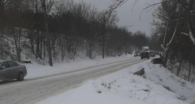 Сложные погодные условия в Украине на ближайших два дня: на западе снегопады, на юге — дожди