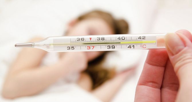 Как сбивать температуру выше 38 градусов у ребенка: точный ответ ЛОР-врача
