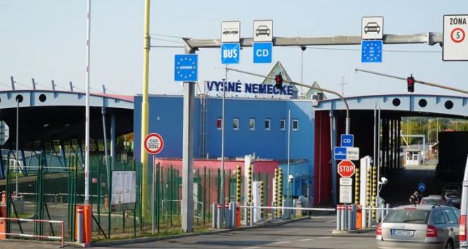 Украинско-словацкая граница для грузовиков разблокирована