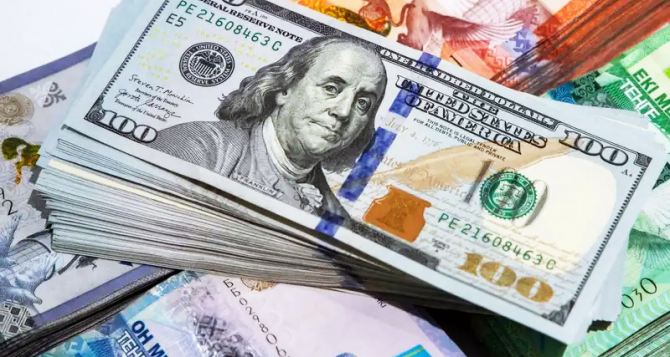 Доллар дорожает: Курс валют в на 11 декабря 2023 года