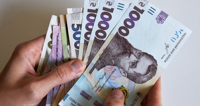 В Украине запускают в обращение новые деньги