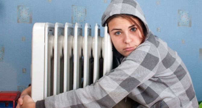Гражданам Украины выдают обогреватели и наборы для утепления жилья: как получить совершенно бесплатную помощь