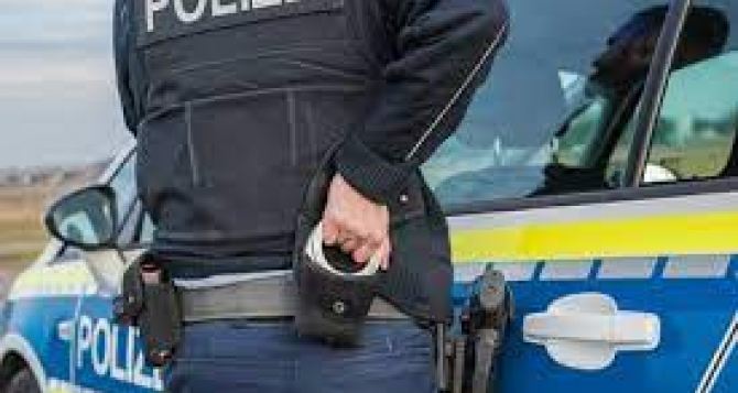 Опасных преступников, которые сбежали из тюремной больницы, поймали в Берлине