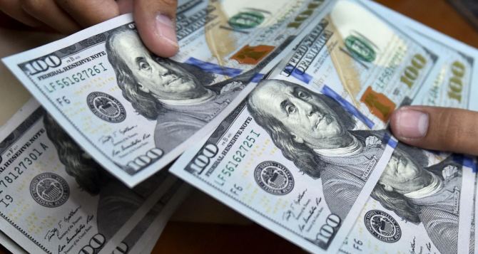 Доллар сбавил темп роста: курс валют на 5 января 2024 года