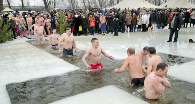 Прогноз погоды на Крещение Господне в Украине 19 января 2024 года: потепление и дожди