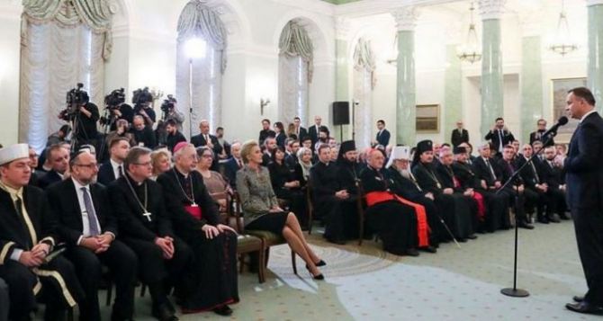 Помощь украинским беженцам со стороны церквей и нацменьшинств отмечена Президентом Польши