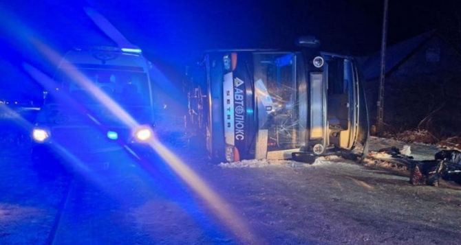 В Польше перевернулся автобус «Автолюкс» с украинцами. Двадцать человек пострадали