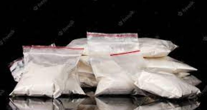 В кабинете министра образования в Бельгии нашли более 50 пакетов с кокаином