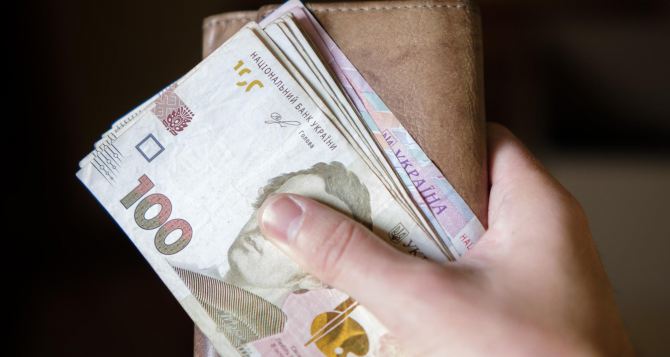 Некоторых украинцев могут оштрафовать на 5 тысяч гривен: кого привлекут к ответственности