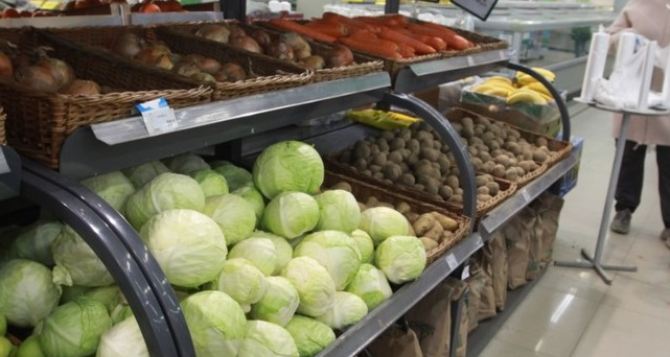 Картофель, лук, морковь. Как изменились цены на борщевой набор, в каких супермаркетах дешевле.