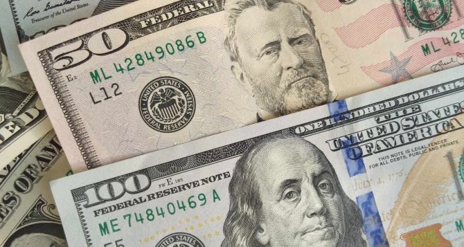 Сегодня доллар тоже сильно подорожал: курсы валют на 21 февраля 2024 года