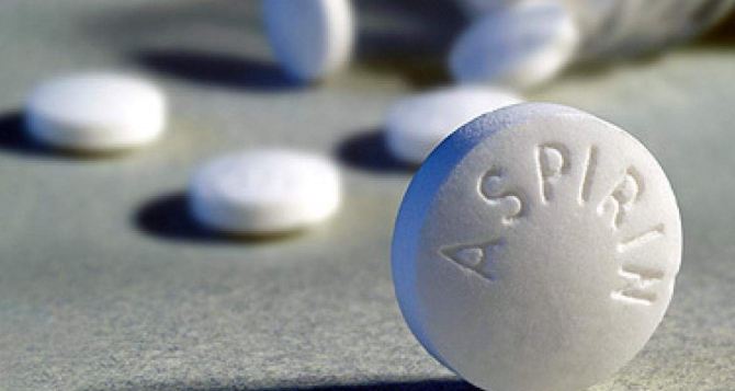 Нашли шесть старых таблеток аспирина и подмешали в стиральный порошок: не ожидали такого эффекта