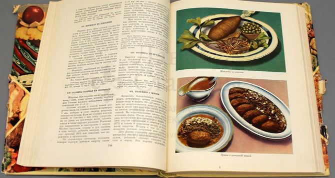 Куриные котлеты из книги «Кулинария» 1959 года. Чтобы получить тот самый вкус, строго следуйте рецепту до грамма. И никакого чеснока, лука и перца.