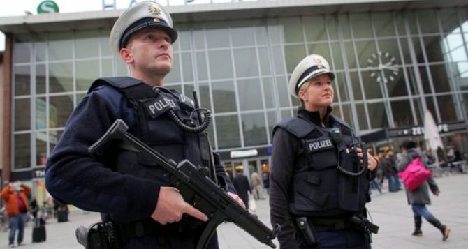 В Германии растет опасность террористической угрозы