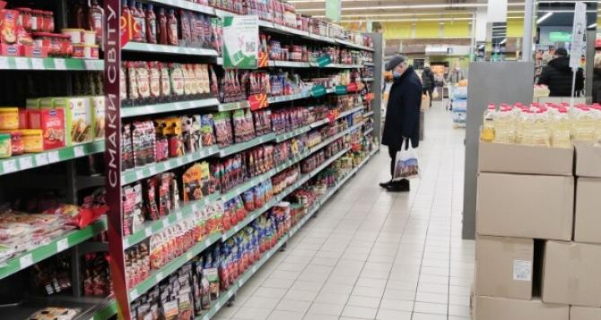 Сахар начал дорожать! Украинские супермаркеты обновили цены на необходимые продукты