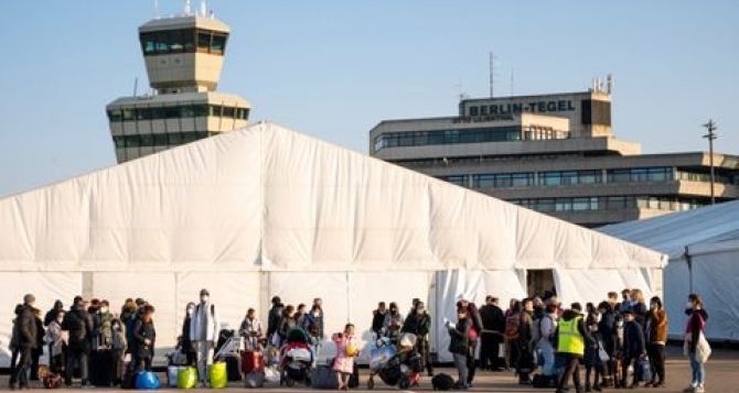 Условия проживания украинцев в центре приема в Берлине невыносимые