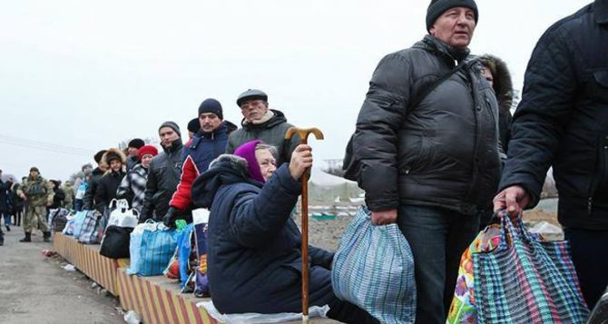 С июня 2024 года правительство расширяет программу помощи гражданам Украины со статусом ВПЛ: что получат переселенцы