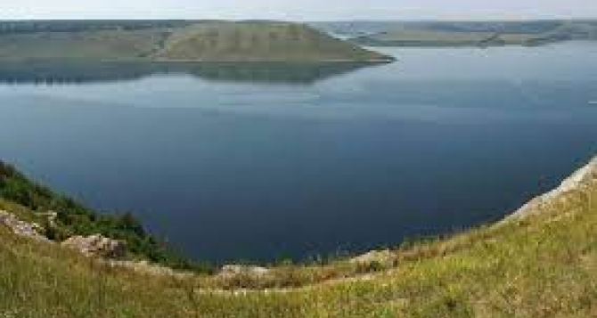 Опасная ситуация на Днестровском водохранилище. Эксперты считают что есть угроза Одессе и Кишинёву