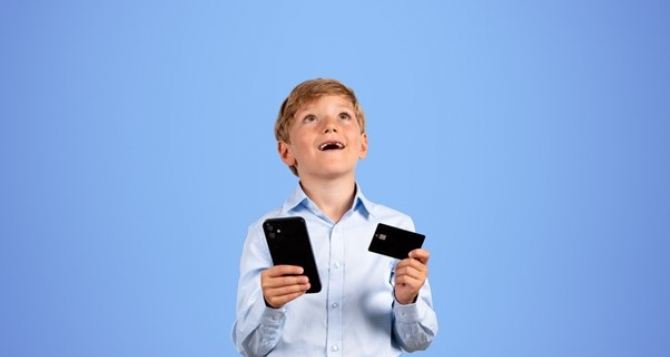 Банківські картки для дітей: як знайти баланс між контролем і незалежністю