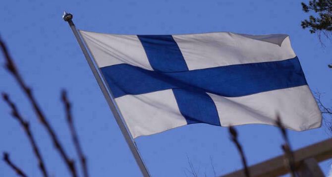 Финляндия заявила, что планирует частично открыть границу с Россией