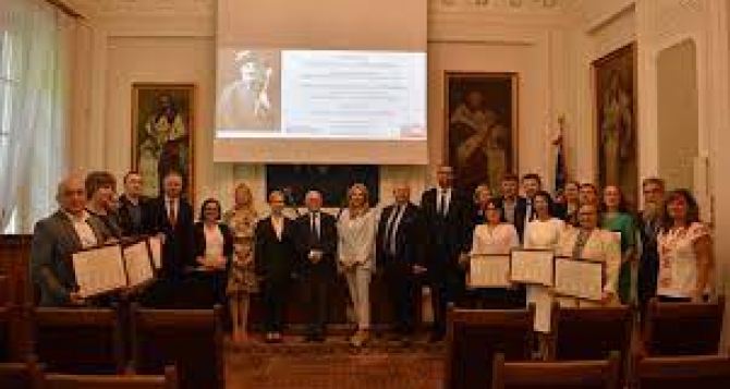 Украинские ученые были отмечены премиями в Польше. Премия носит имя гетьмана, которого поляки потом и расстреляли