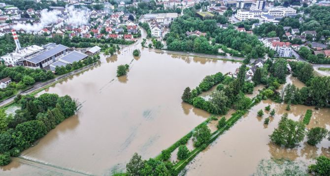 На юге Германии идет эвакуация населения