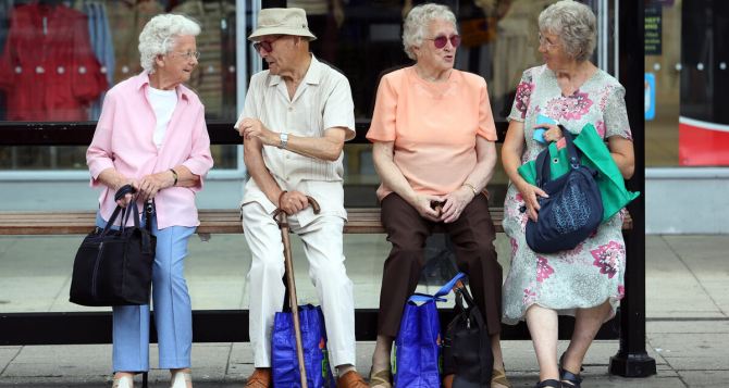 Украинские пенсионеры временно проживающие за границей должны обратиться в ПФУ