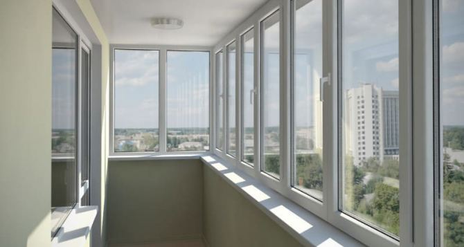 Пластиковые окна на балкон: современное решение для комфорта и энергоэффективности