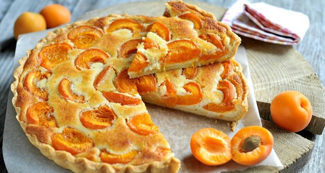 Этот вкуснейший пирог с абрикосами готовится элементарно