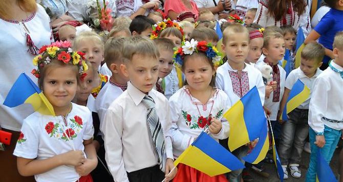 Школьники застыли от удивления: с сентября в украинских школах введут новый предмет