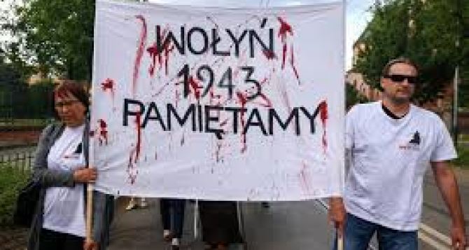 В Польше сегодня вспоминают 81-ю годовщину «Кровавого воскресенья» — кульминацию Волынской резни