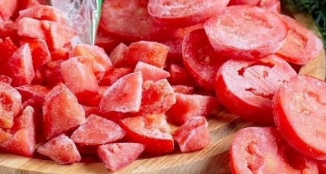Варить или не варить? Как правильно заморозить помидоры летом, что бы зимой были как с грядки?