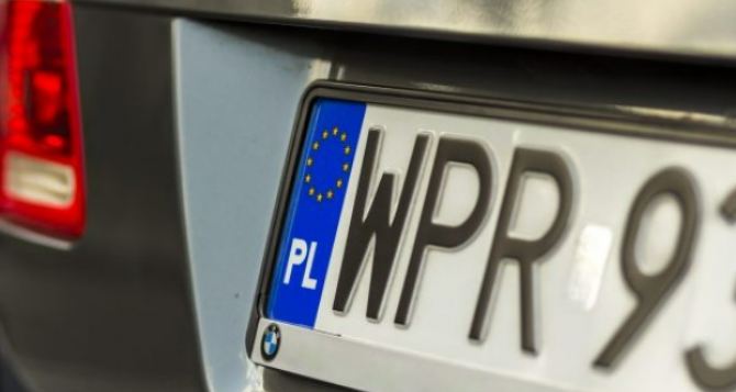 Машина по цене самоката: В Польше обвалились цены на подержанные авто. Что можно купить?