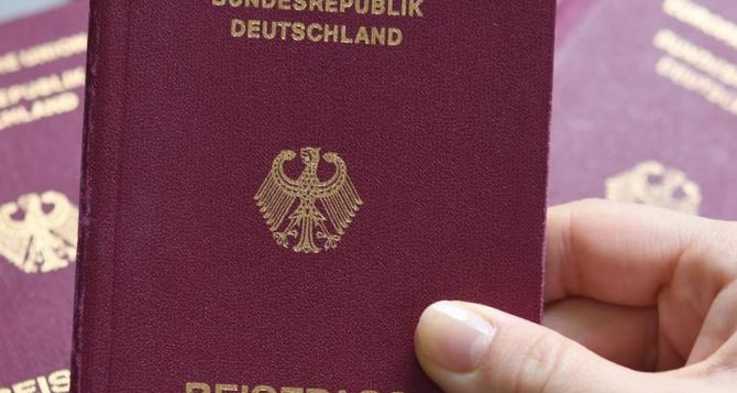 Новый закон о гражданстве в Германии, начал действовать. В стране растет количество заявлений на получение гражданства