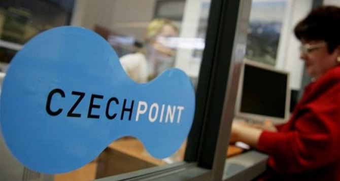 Как украинским беженцам в Чехии заверить документы с помощью системы Czech POINT