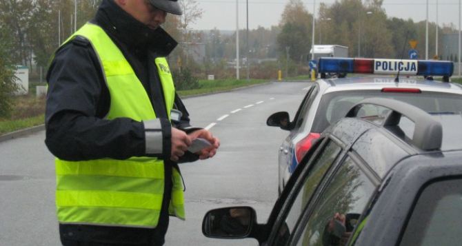 Вернуть водительские права в Польше стало проще