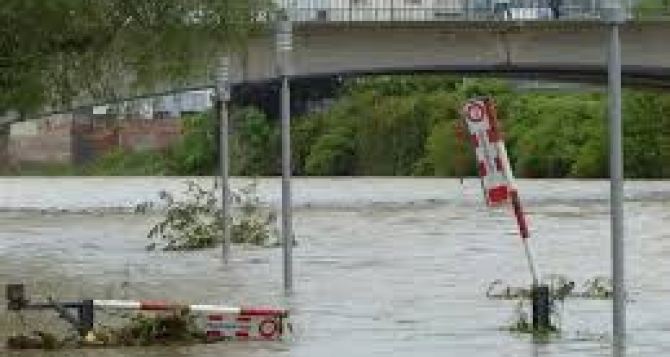 В Германии на Одере поднимается вода. Возможно начнется эвакуация людей