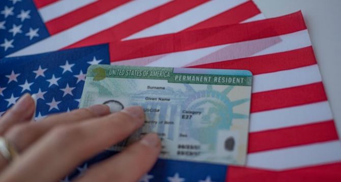 Осталось два дня у желающих поучаствовать в лотерее Green Card