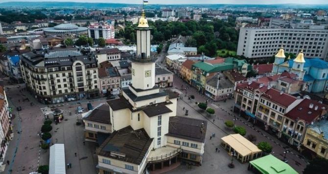 Укрэнерго ввело ограничения на ноября пока только в одной области