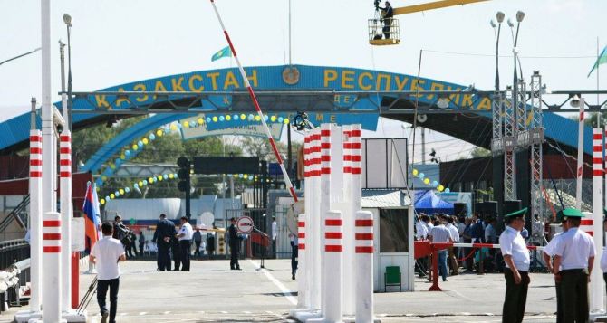 Сначала Азербайджан теперь Казахстан На российскоказахстанской границе возникла чрезвычайная ситуация