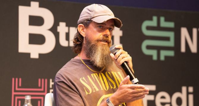 Создатель Twitterа представил новый мессенджер которому не нужен интернет и номер мобильного телефона