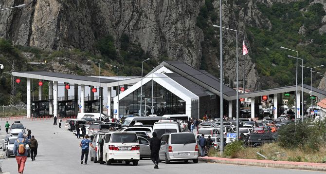 Дайте хоть воды купить Граждане Украины вышли на протест в Грузии