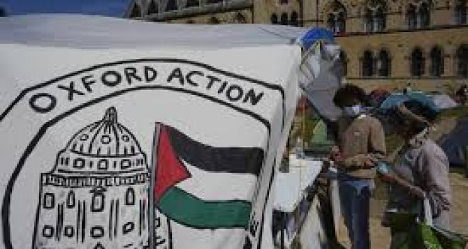 Мужчинам и женщинам учиться раздельно В ВУЗах Германии продвигают шариат