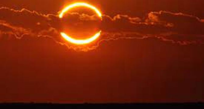 Другого серпня станеться найдовше сонячне затемнення століття темрява покриє Землю на цілих  хвилин