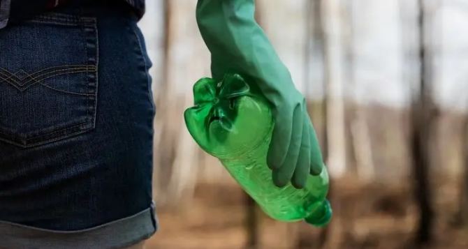 Выглядело глупо пахло странно но эффект был такой что соседи пришли с ведрами