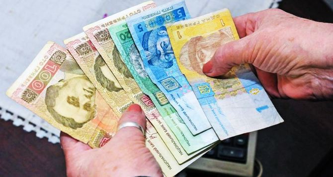 Розпочнеться  жовтня НБУ змінює правила готівкових розрахунків українцям варто готуватися до відмови