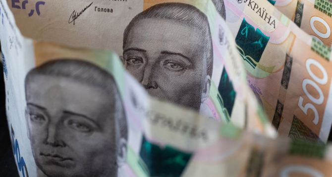 Правительство повысило выплаты украинцам получат до  гривен уже в августе Свириденко