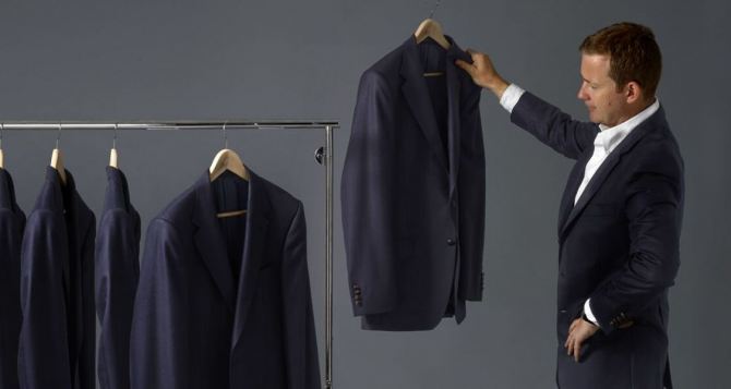 Что означает с точки зрения психологии если человек всегда носит одежду одного и тогоже цвета