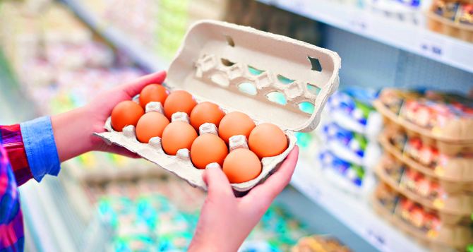 Ціни на яйця знову злетіли скільки просять за десяток у магазинах